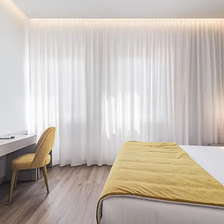 Galega Bed & Breakfast 4*