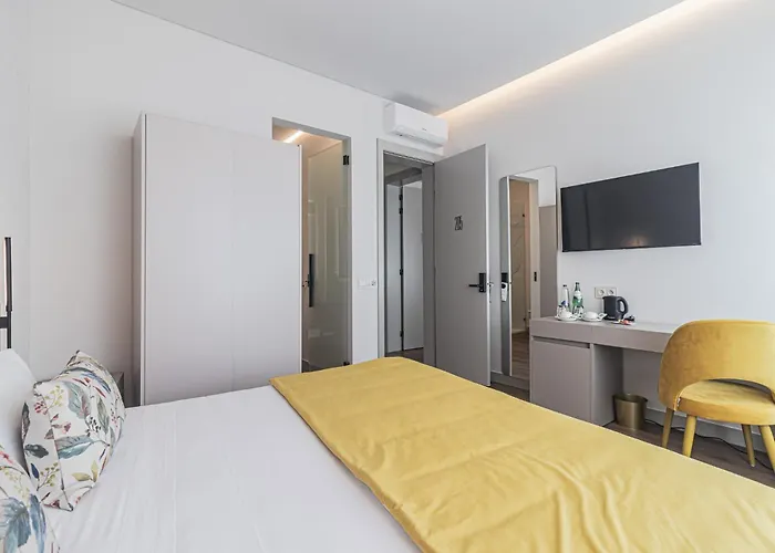 ベッド・アンド・ブレックファスト Galega 3*