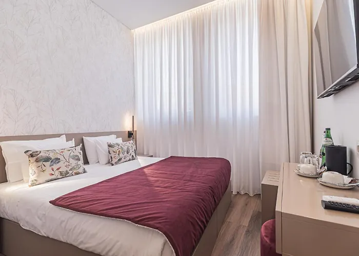 ベッド・アンド・ブレックファスト Galega 3*